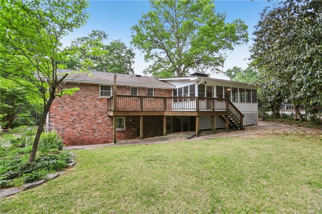 1426 Diamond Head Drive