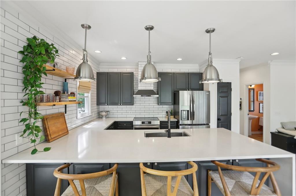 120 Candler Oaks Lane