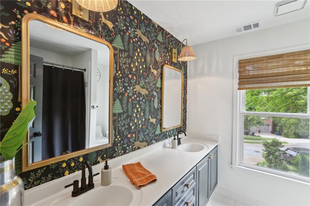 120 Candler Oaks Lane