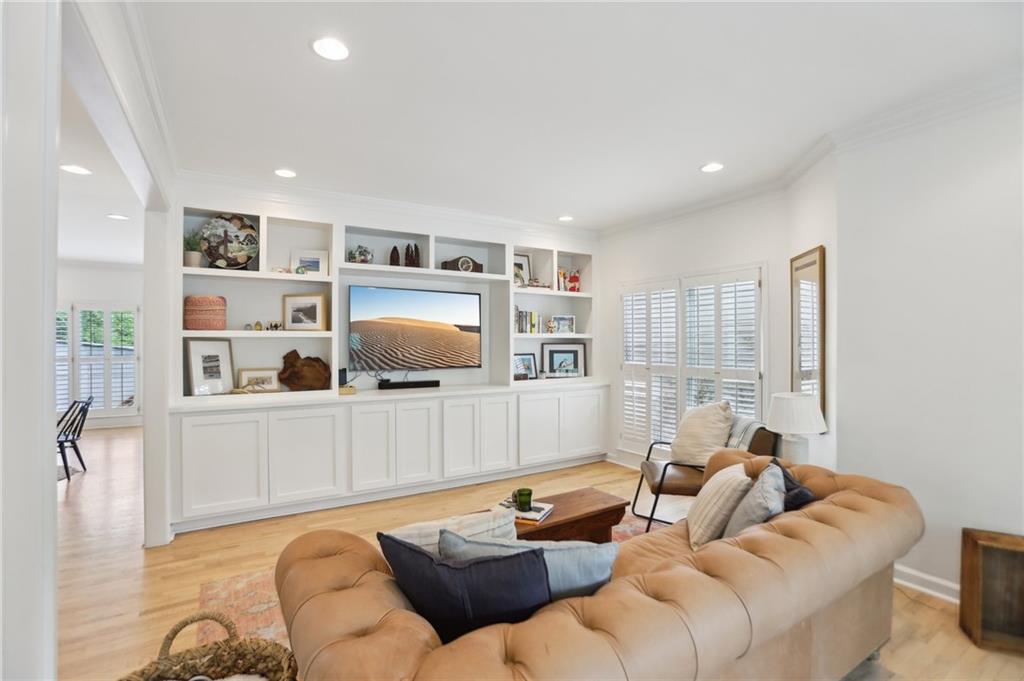 120 Candler Oaks Lane