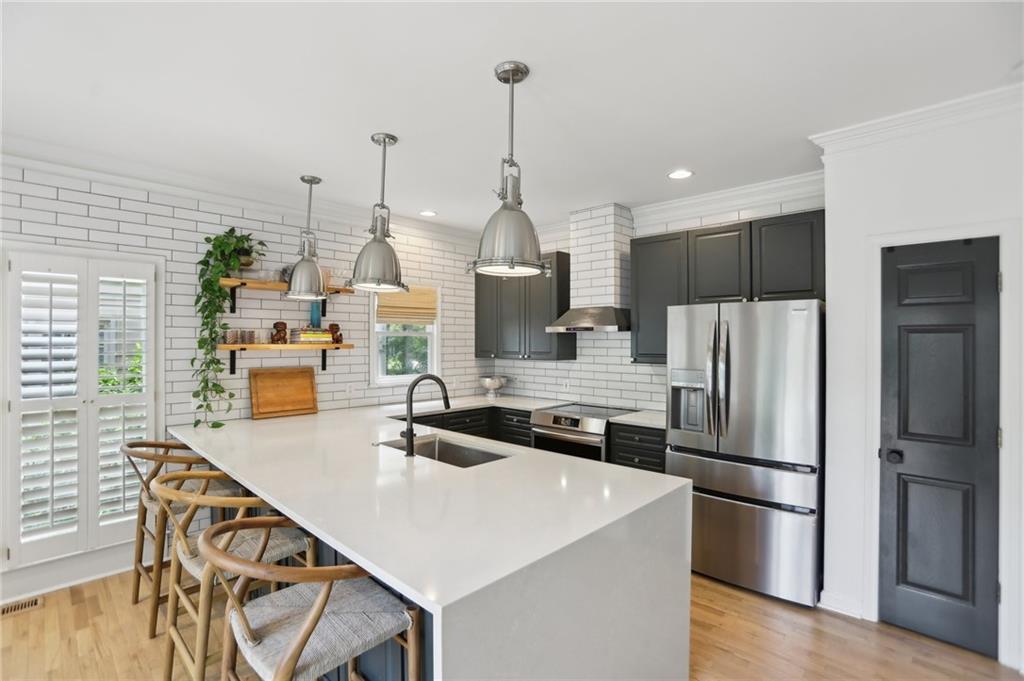 120 Candler Oaks Lane