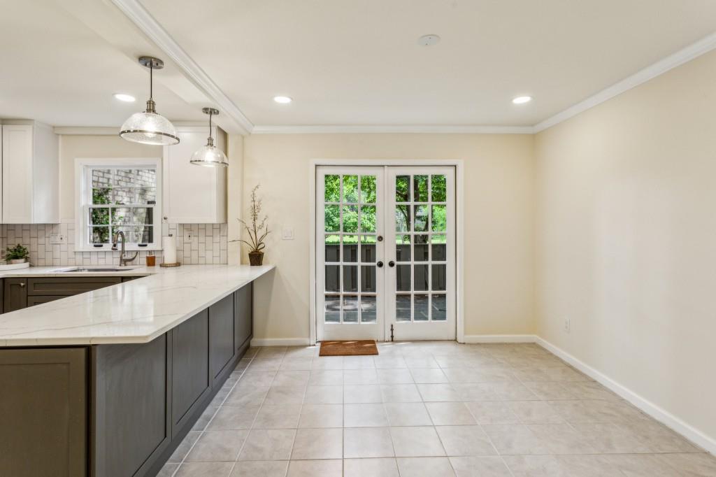 104 Verlaine Place NW