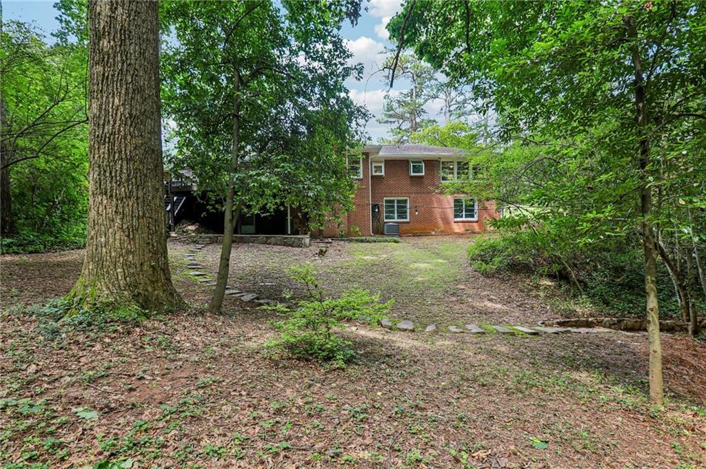 2233 Clairmont Road NE