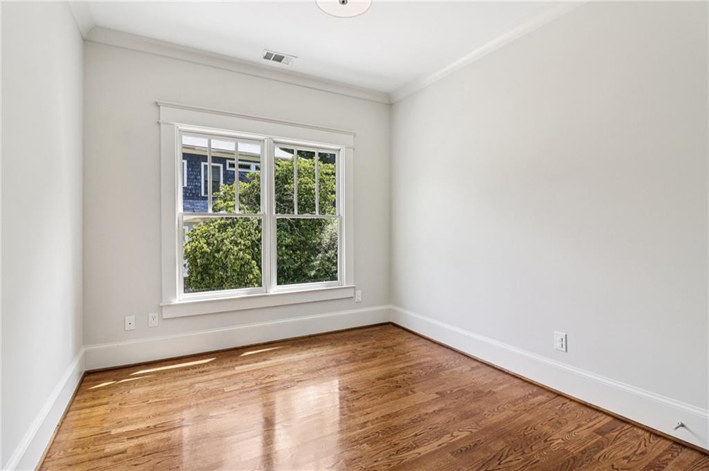 417 Pensdale Road