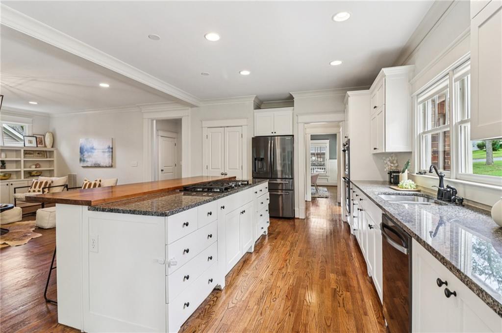 417 Pensdale Road