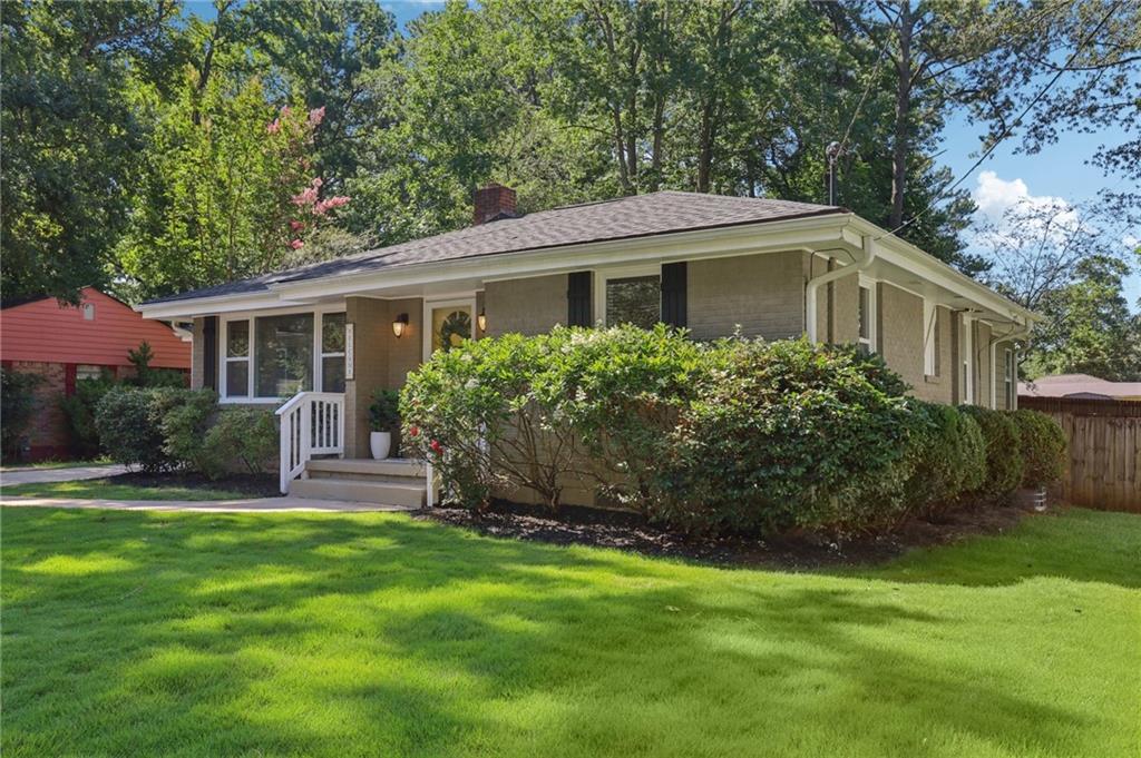1088 Pinehurst Drive SE