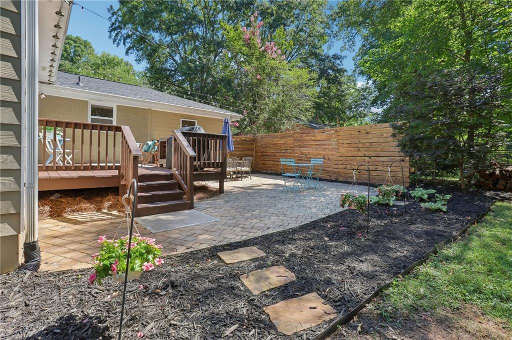 1088 Pinehurst Drive SE