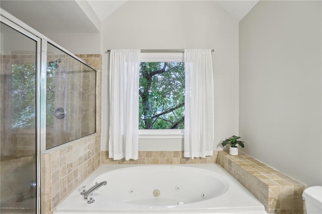 2784 White Oak Drive
