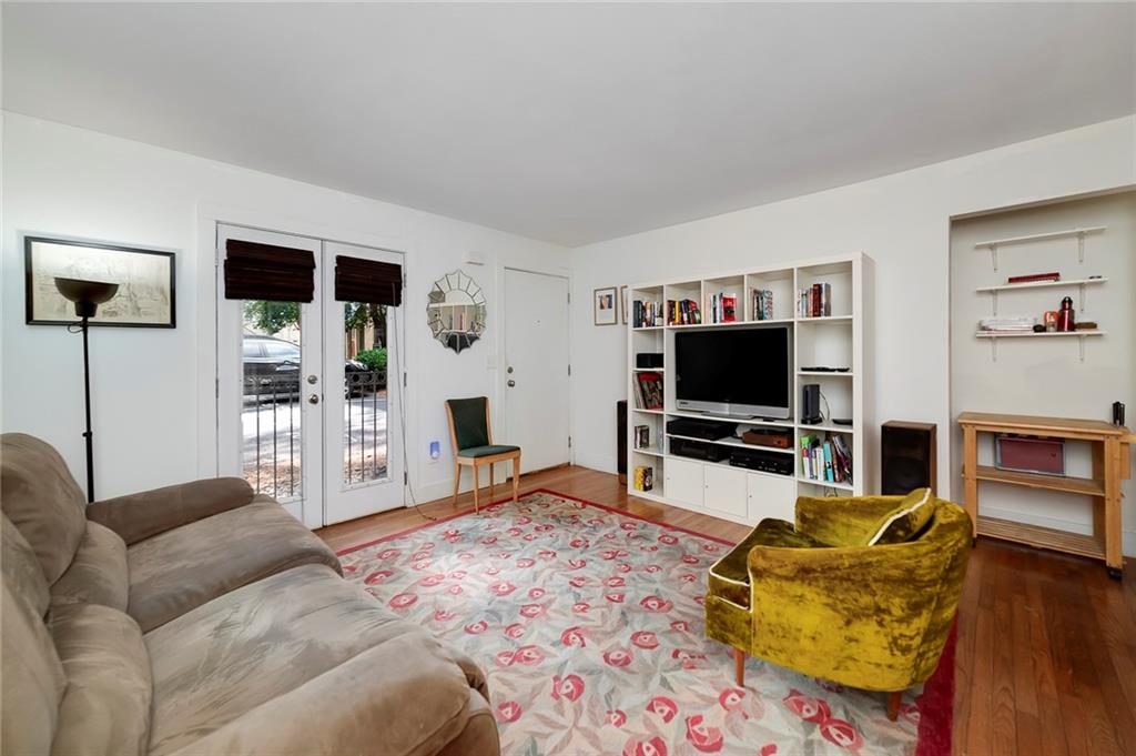 2023 Oakview Road SE Unit 216