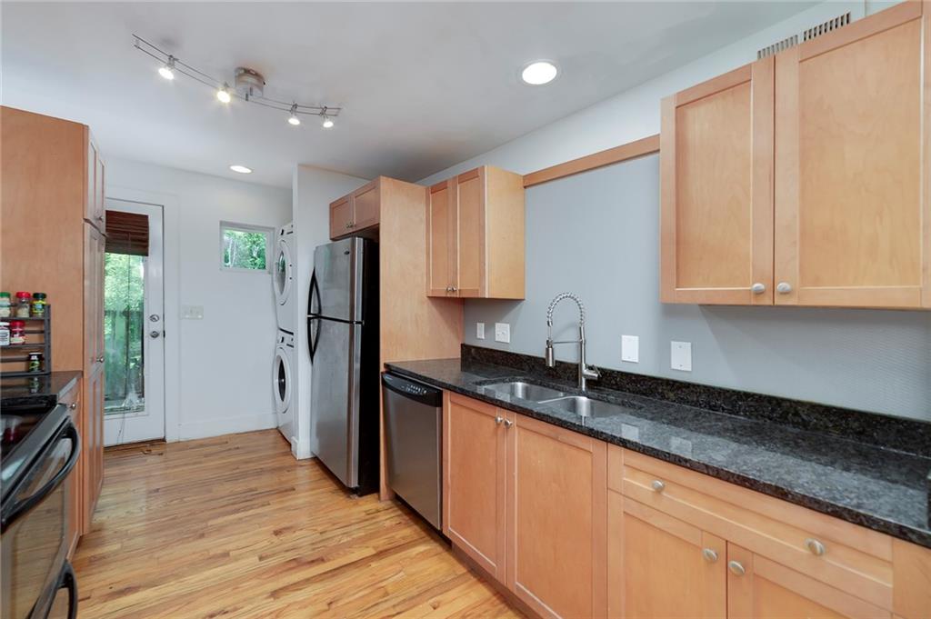 2023 Oakview Road SE Unit 216