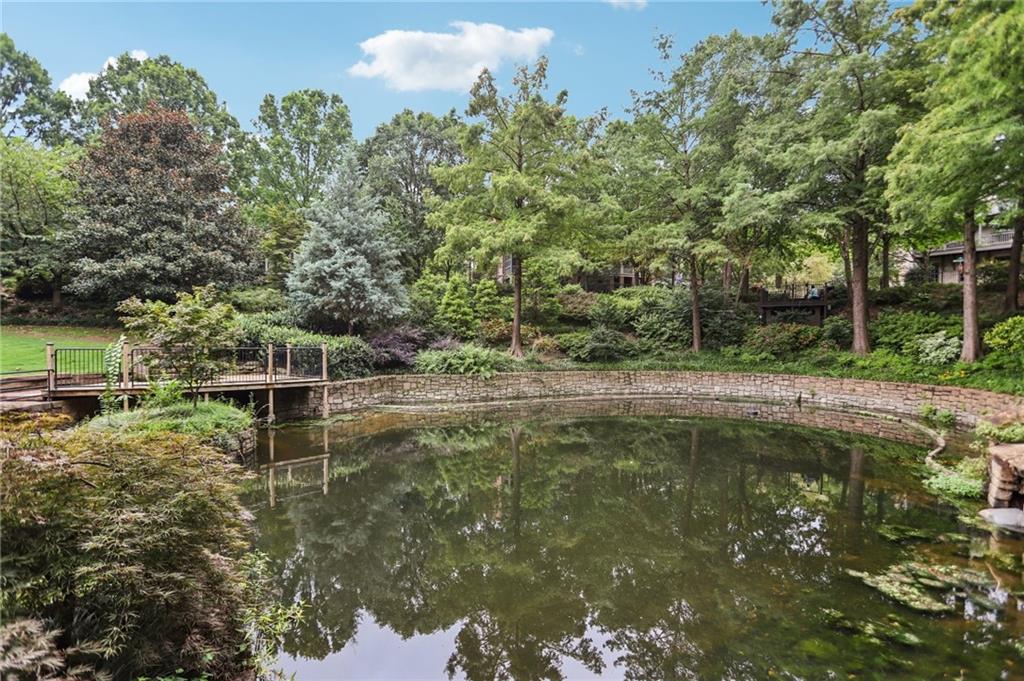 394 Bill Kennedy Way SE