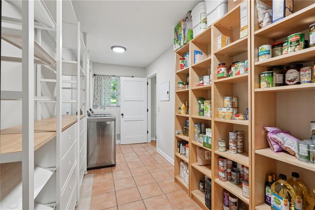 1177 Hess Drive