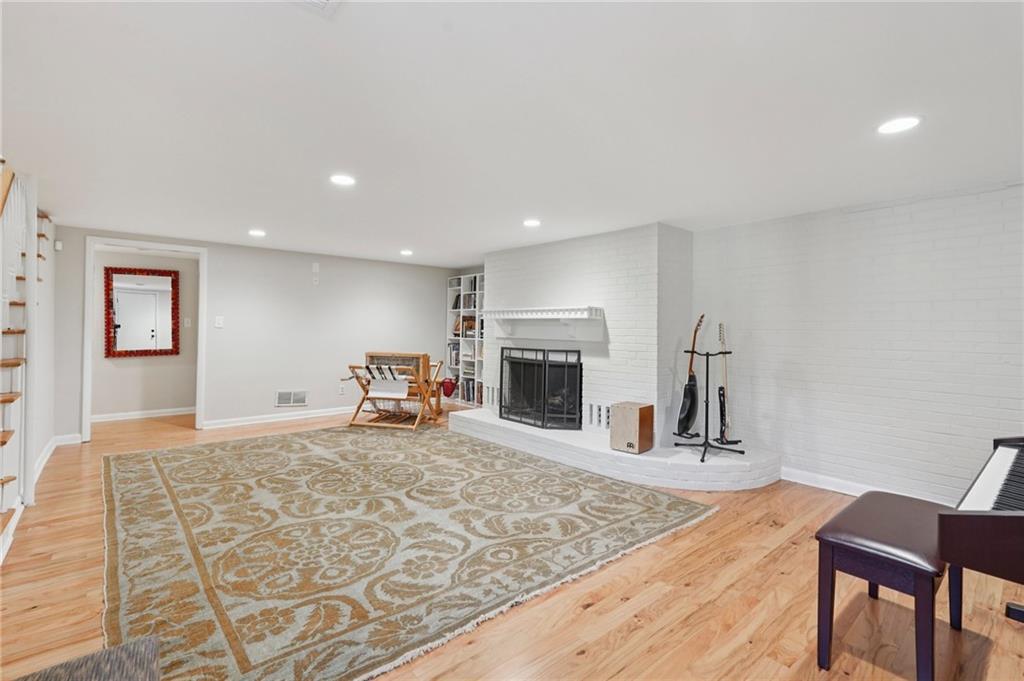 1177 Hess Drive