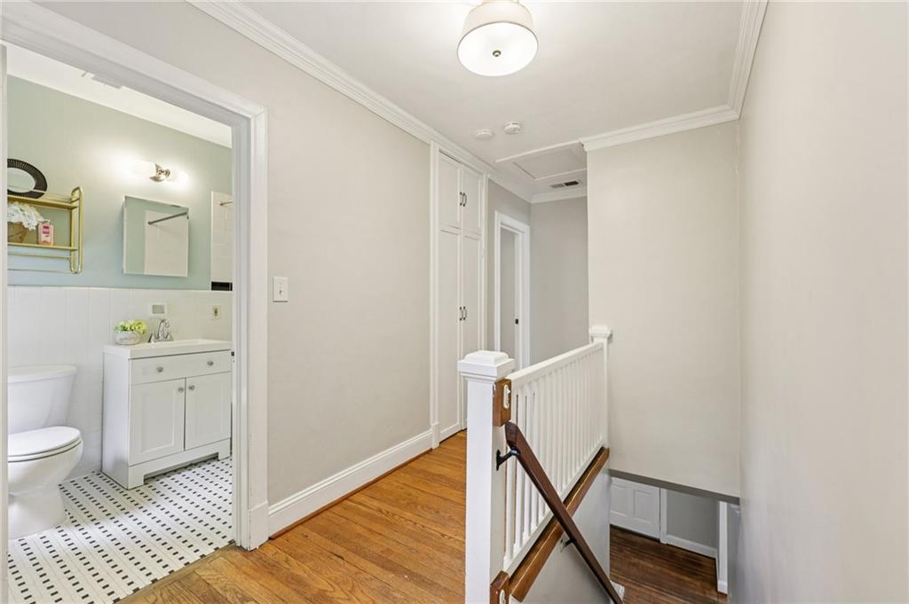 16 Kensington Road