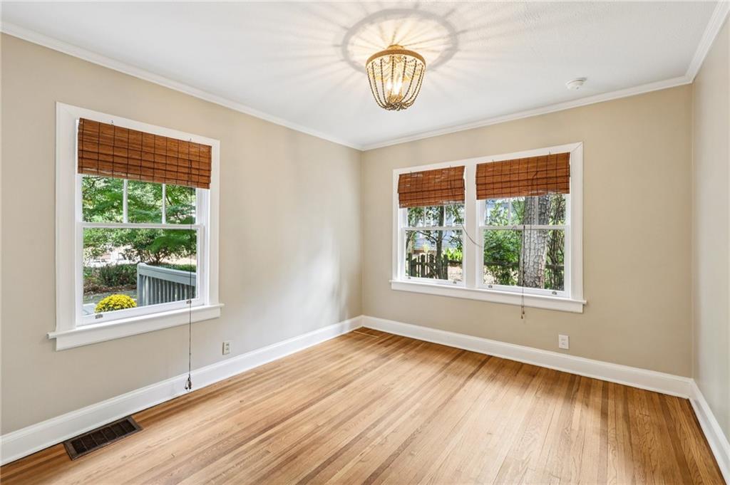 16 Kensington Road