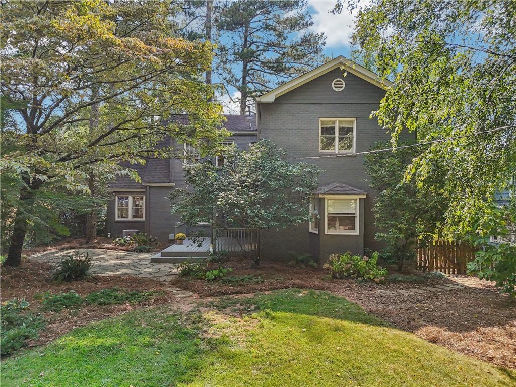 16 Kensington Road