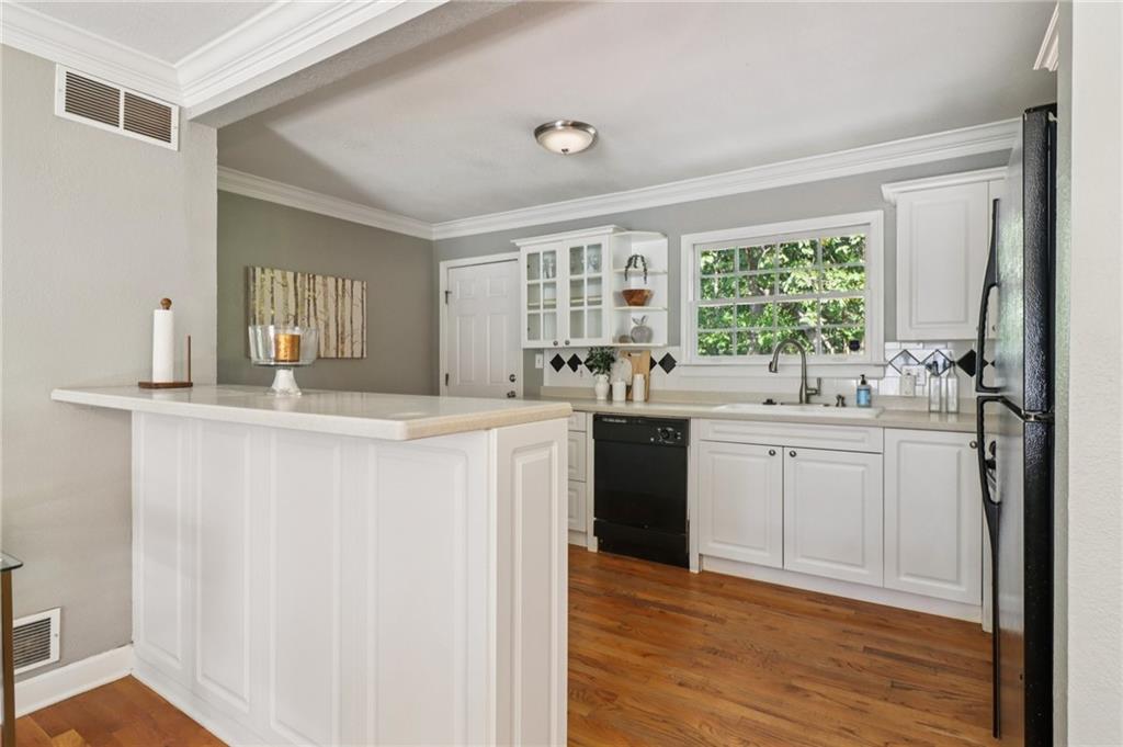 1020 Scott Boulevard Unit F4