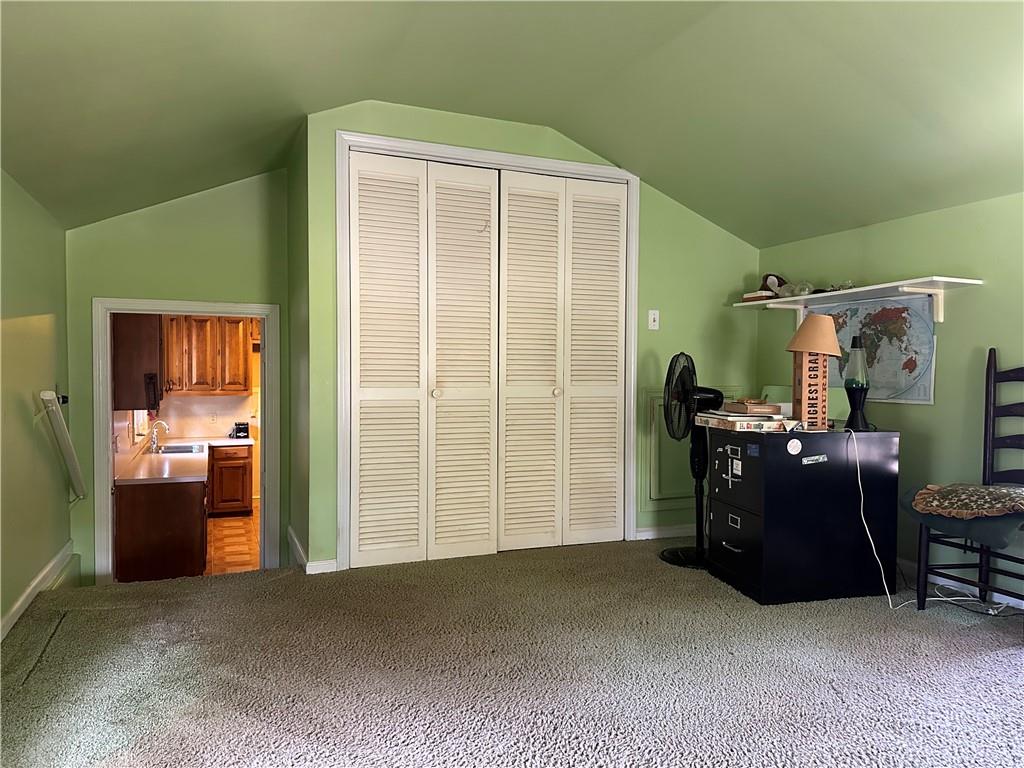 25 Lakeshore Drive