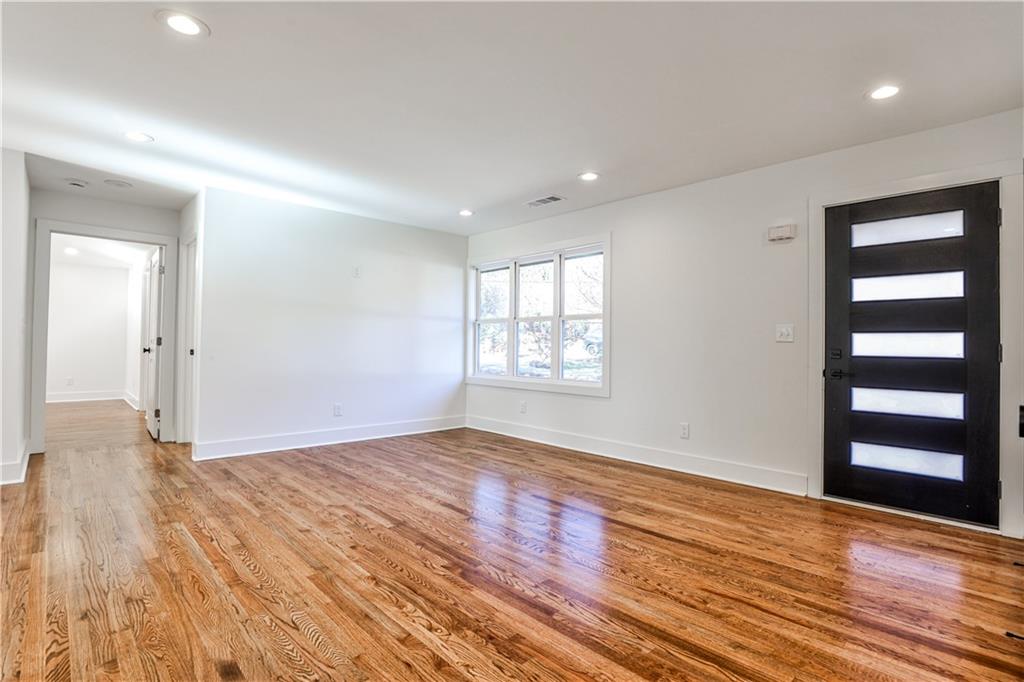 3029 CHARLBURY Place