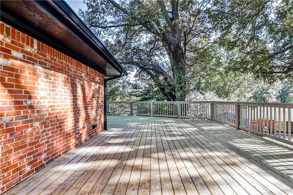 3029 CHARLBURY Place