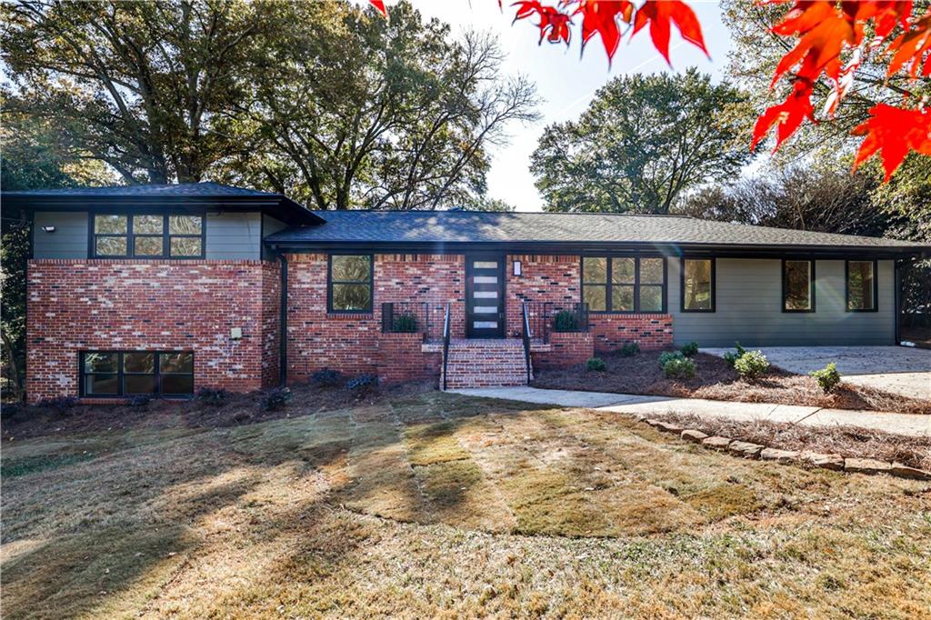 3029 CHARLBURY Place