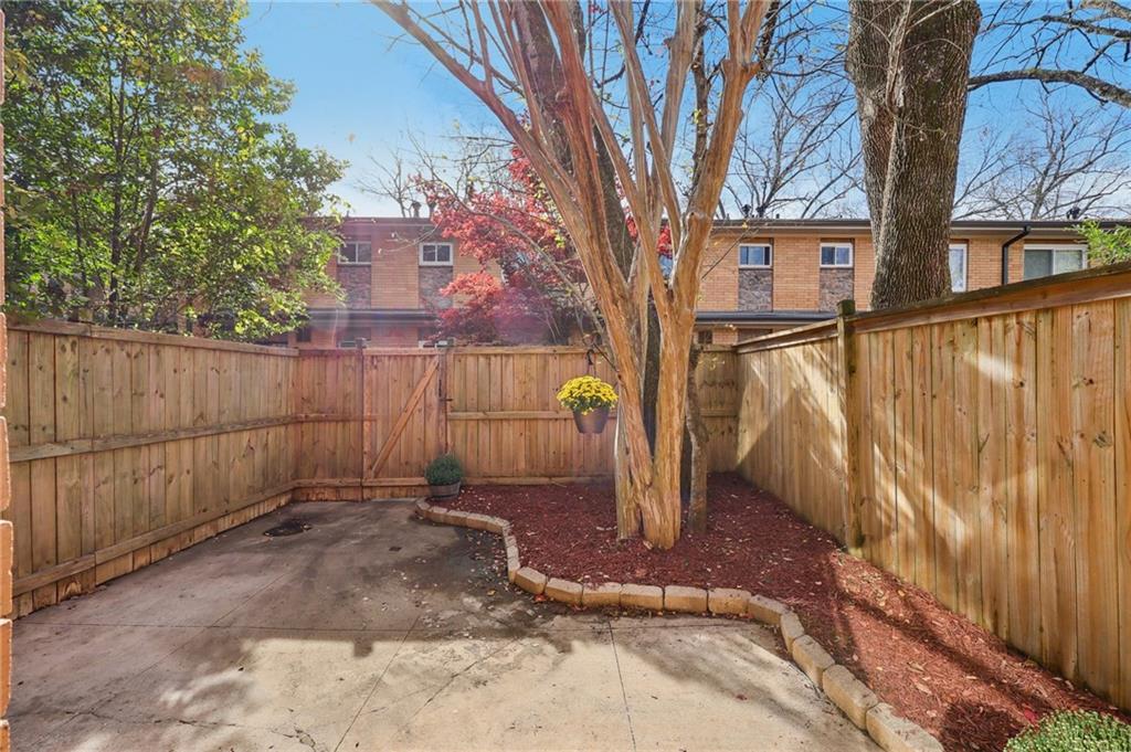 120 Biscayne Drive NW Unit A4