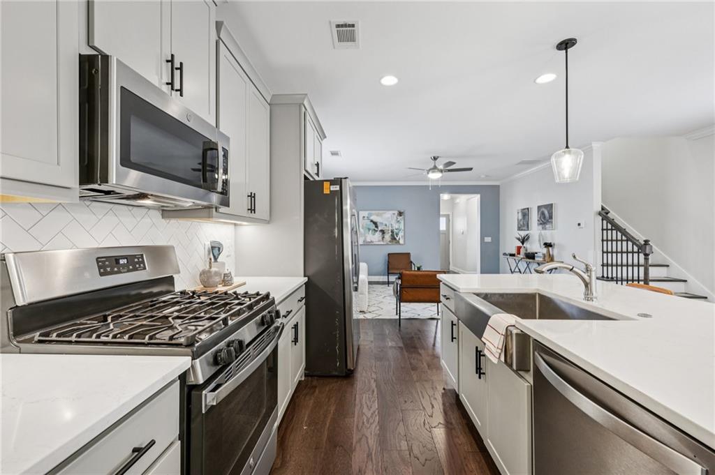 5257 Hearthstone Street