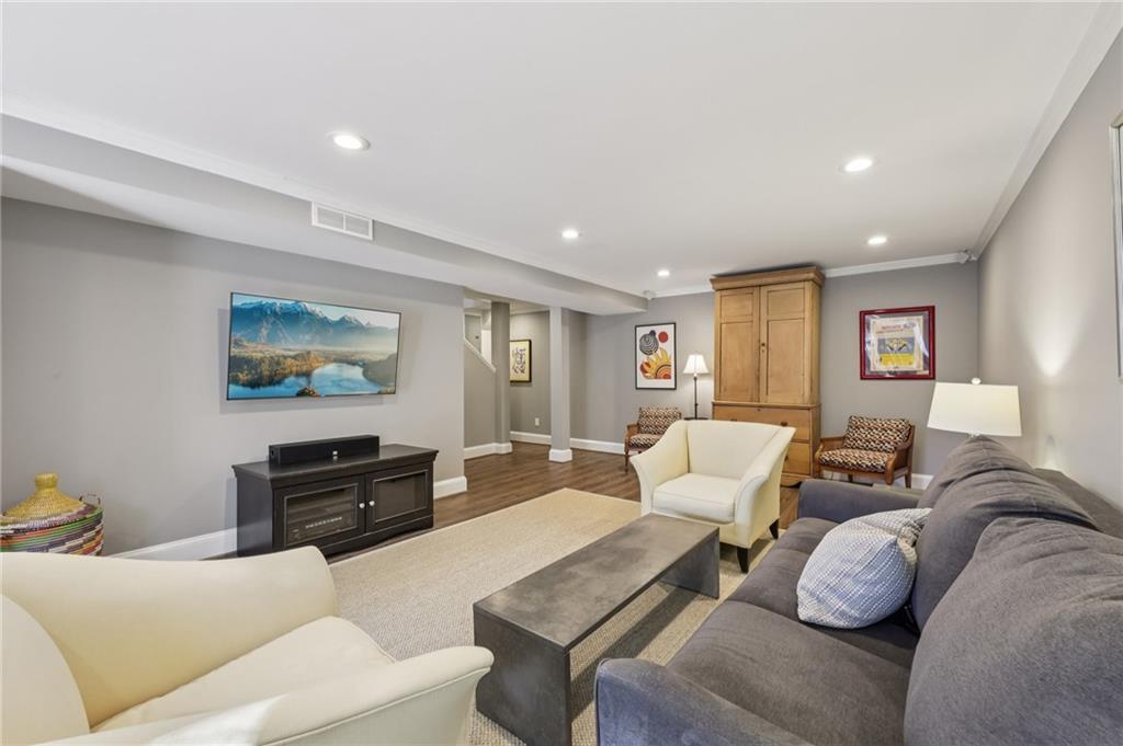 101 Dartmouth Avenue