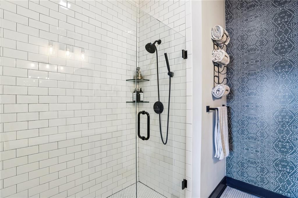 764 Memorial Drive SE Unit 4