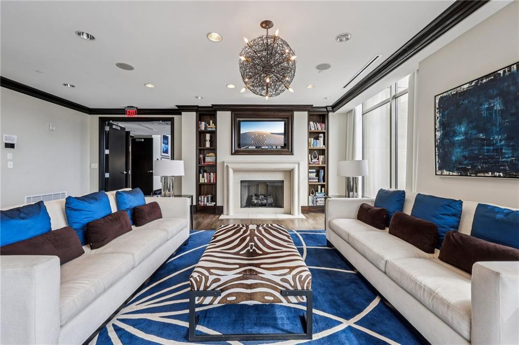 270 17th Street NW Unit 703