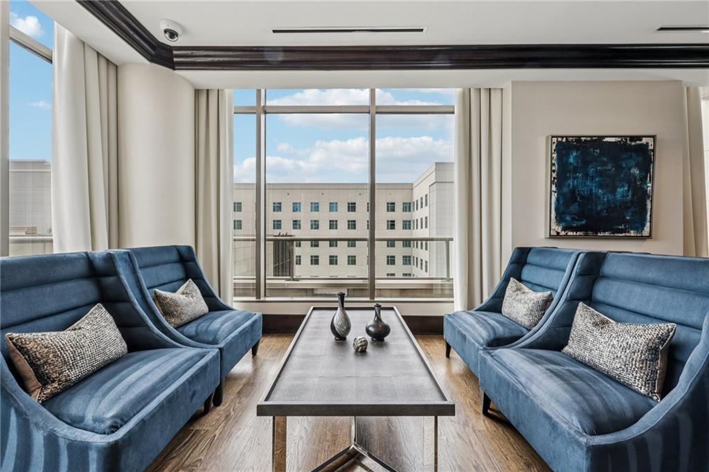 270 17th Street NW Unit 703