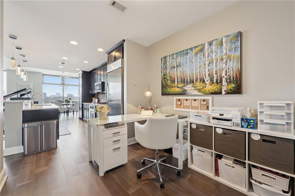 270 17th Street NW Unit 703