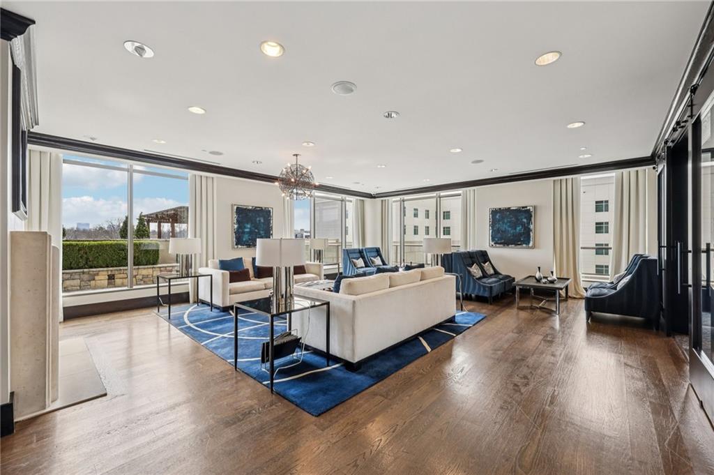270 17th Street NW Unit 703