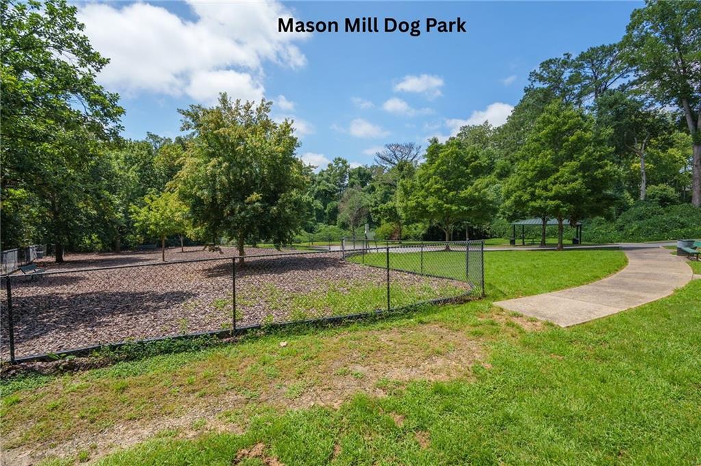 1068 Central Park Road