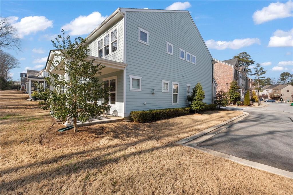 1068 Central Park Road