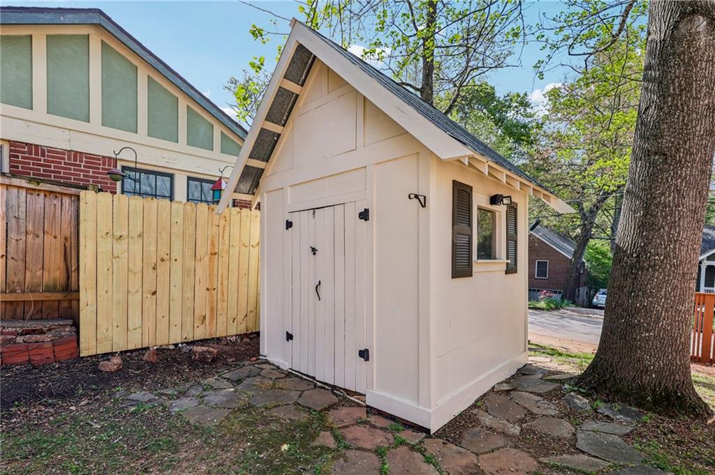 332 Kings Highway