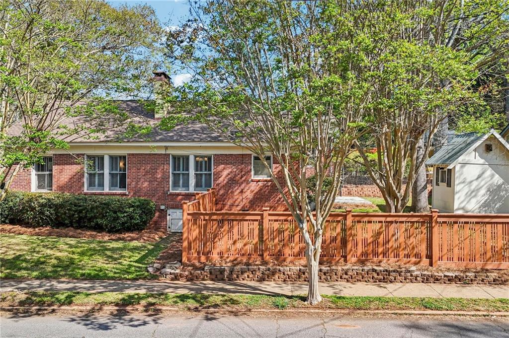 332 Kings Highway