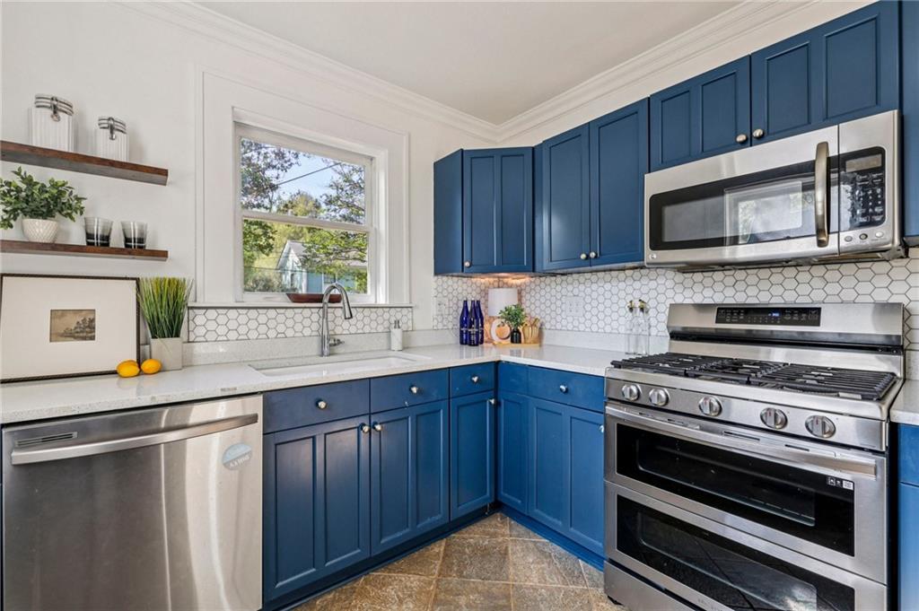 332 Kings Highway