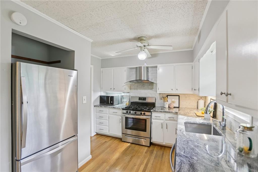 1329 Talcott Place