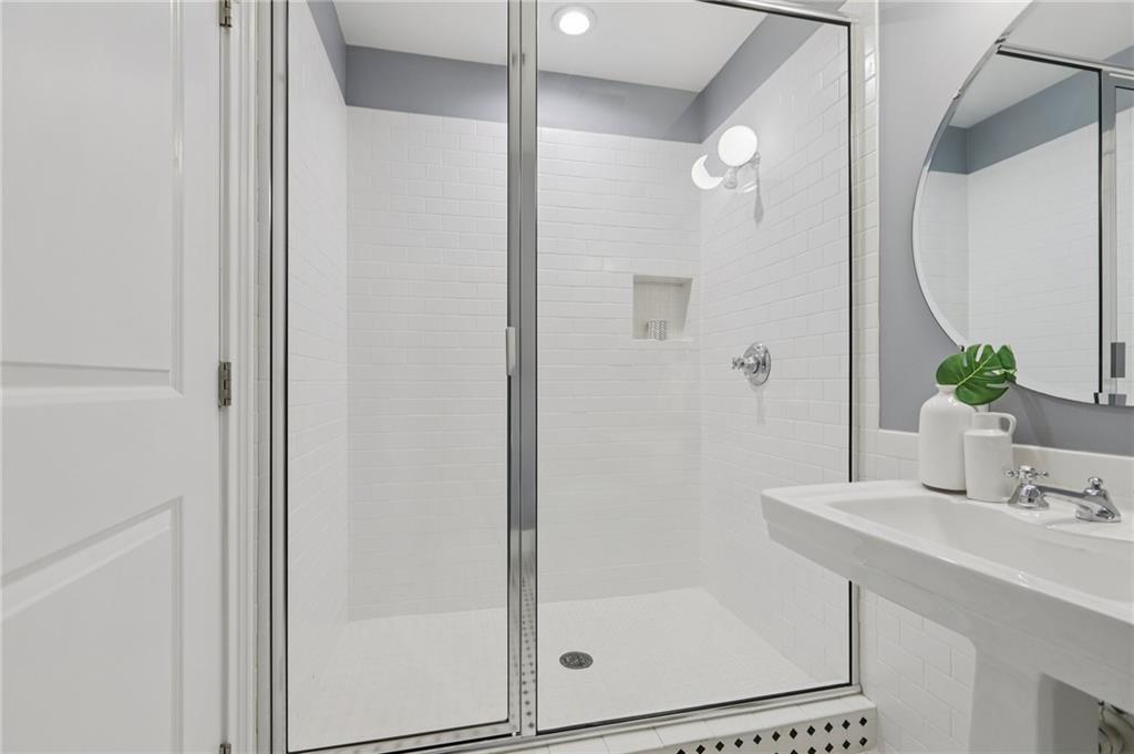 201 W Ponce De Leon Avenue Unit 616