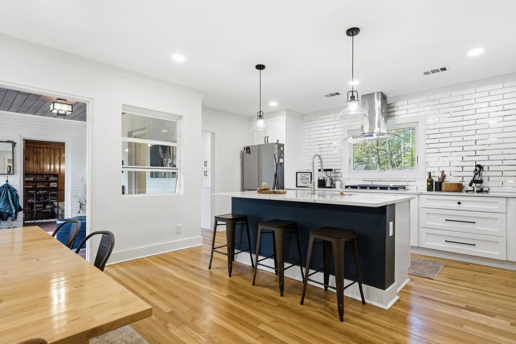 864 Stratford Road