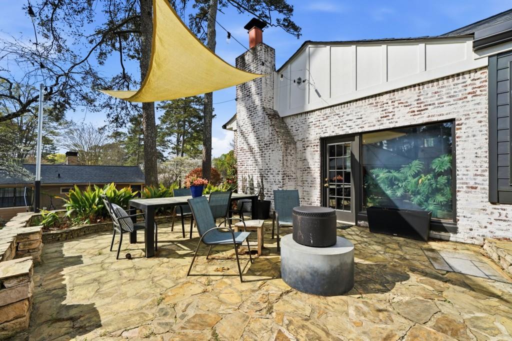 864 Stratford Road