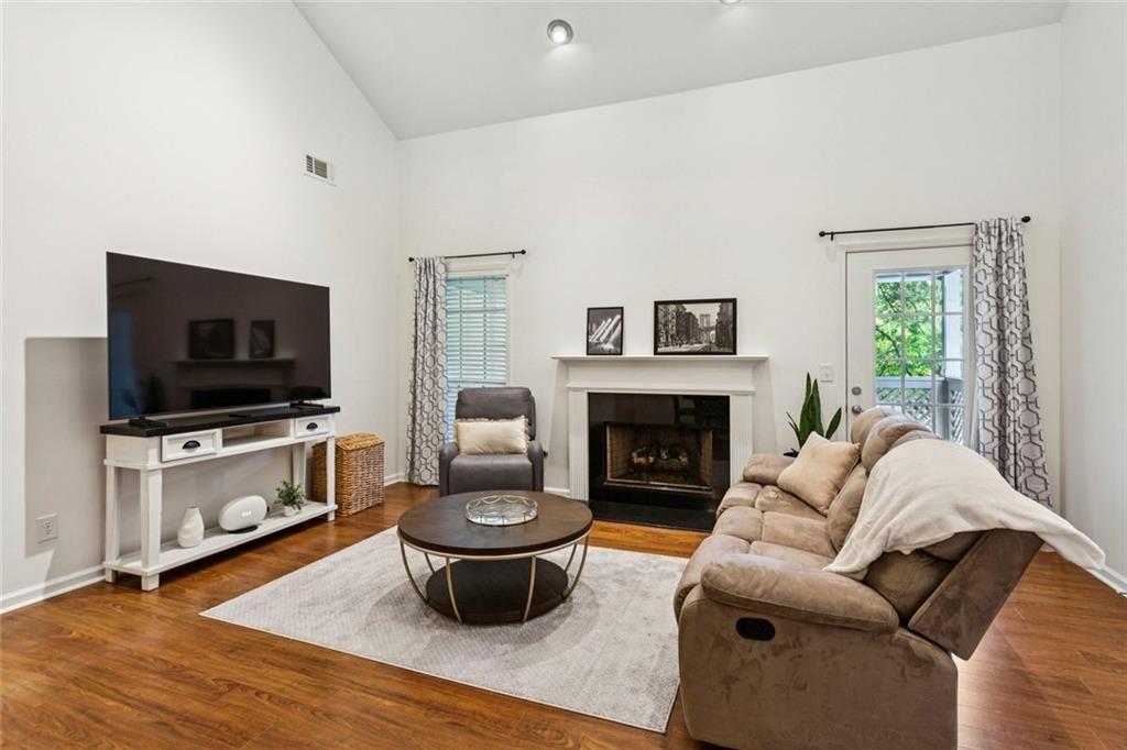 4040 Riverlook Parkway SE Unit 208