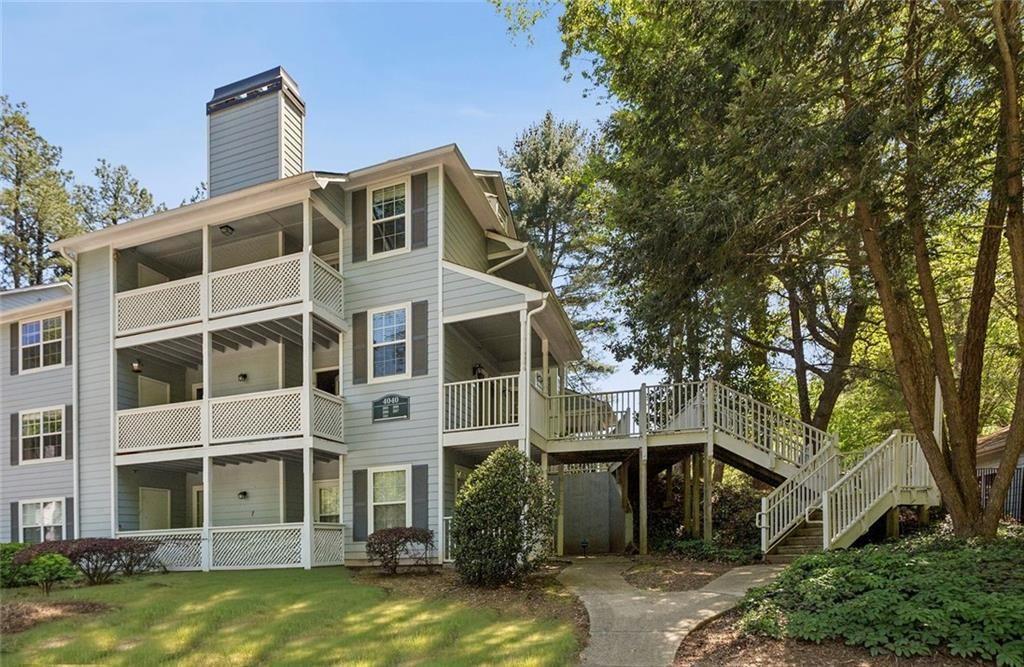 4040 Riverlook Parkway SE Unit 208