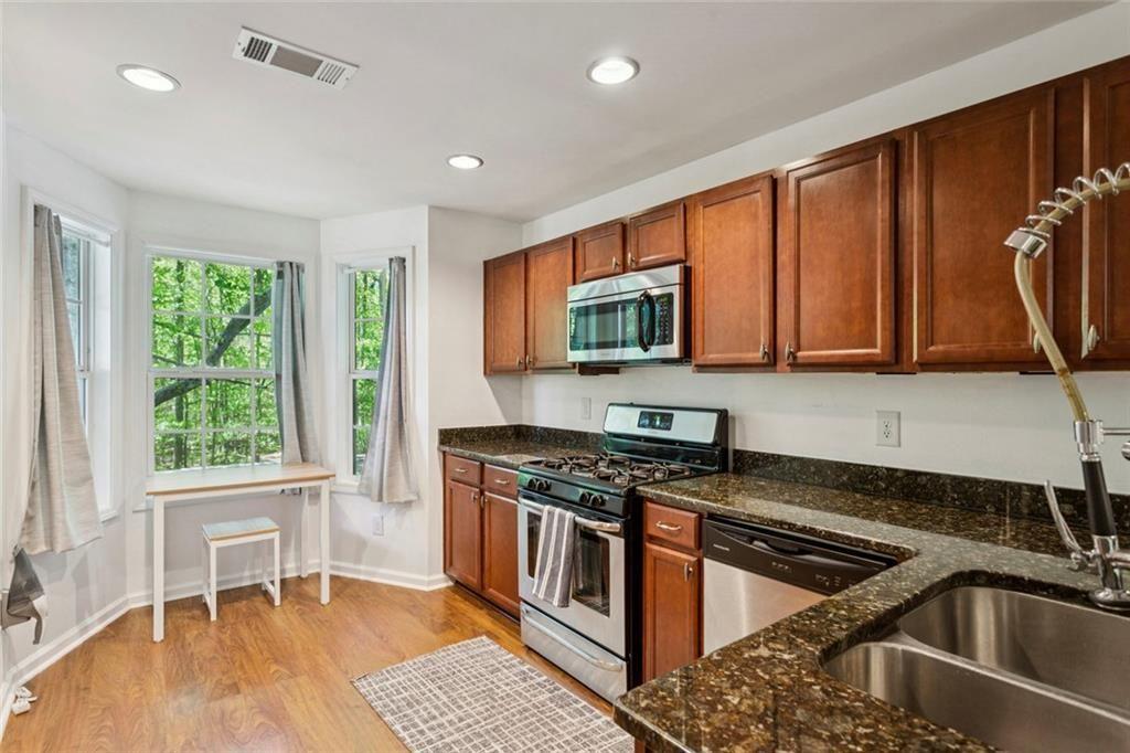 4040 Riverlook Parkway SE Unit 208