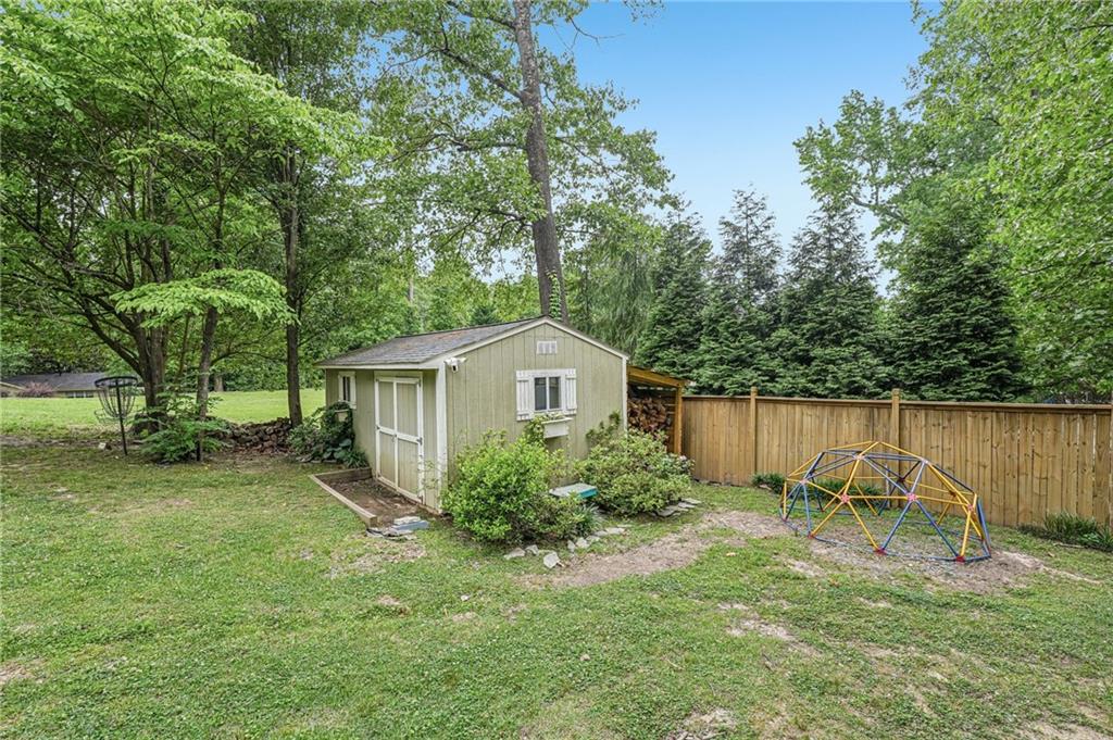 1664 Alderbrook Road NE