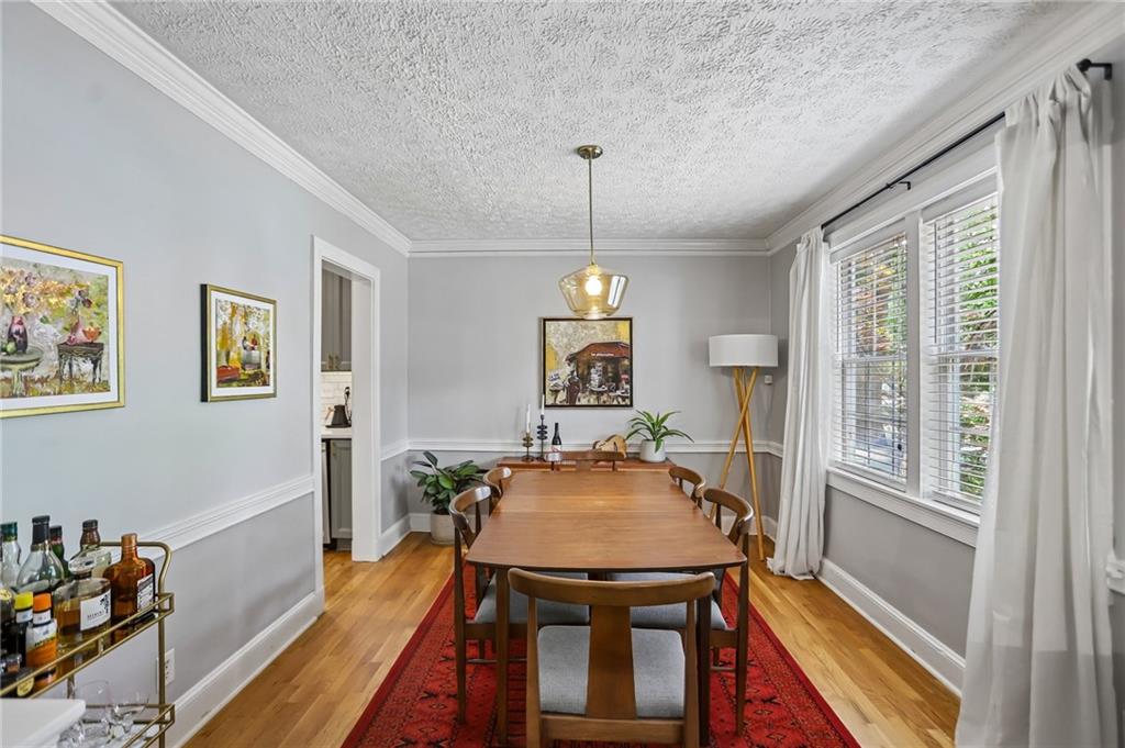 240 Sisson Avenue NE