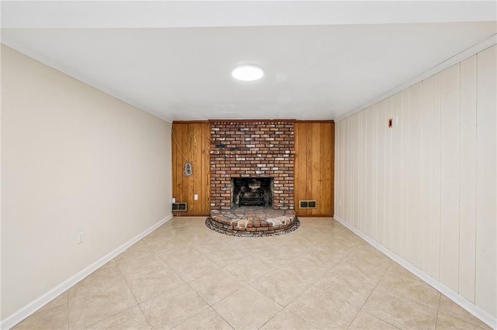 1067 Hess Drive