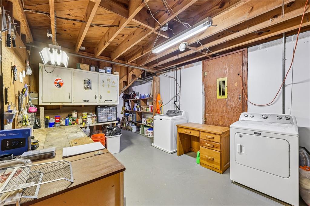 1067 Hess Drive