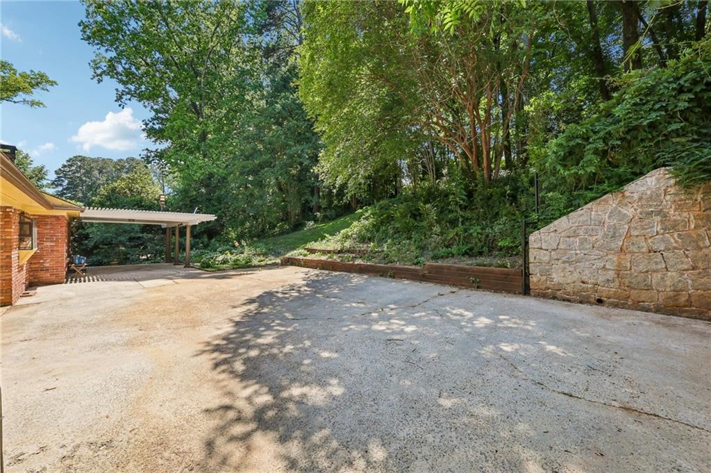 1067 Hess Drive